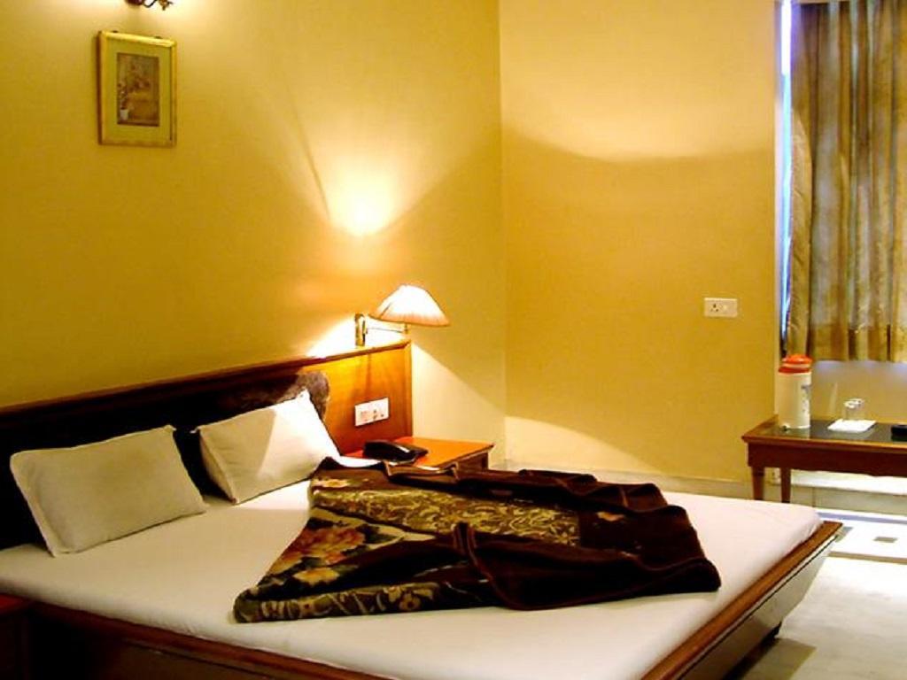 Hotel Ambaji International Ranpur Dış mekan fotoğraf